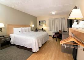 Red Roof Inn PLUS Miami Airport 5