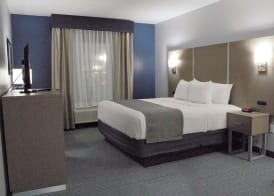 Days Inn & Suites by Wyndham Houston NW Cypress 4