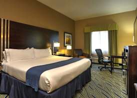 Holiday Inn Express & Suites MIDWEST CITY by IHG 3