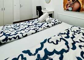 Affordable 5BR Apt Near Atzgersdorf 5