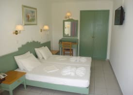Andromeda Hotel Apartments 3