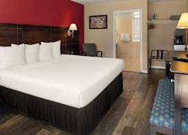 Bay Breeze Inn 5