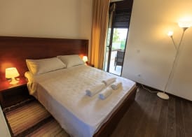 Apartments Kuce Lekovica Beach & snack bar- Bistro 4