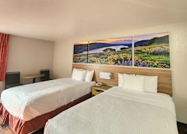 Days Inn by Wyndham Lumberton 4