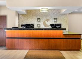 Comfort Suites Grayslake near Libertyville North 2