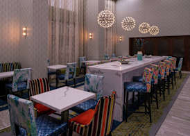 Hampton Inn & Suites Atlanta/Marietta 5