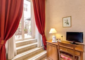 Roman Terrace 5