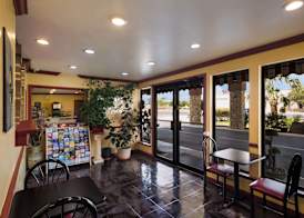 Americas Best Value Inn Buda 2