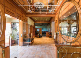 Paradise Inn 4