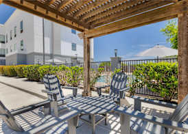 Hampton Inn Pleasanton 2