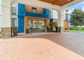 Hampton Inn & Suites Tifton 2