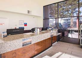 SureStay Plus Hotel by Best Western Sacramento North 3