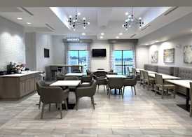 Merica Inn & Suites 5