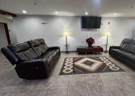 Americas Best Value Inn & Suites Jackson, TN 5
