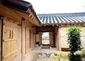 Jukheon Traditional House 2