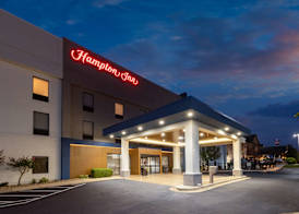 Hampton Inn Saint Robert 2