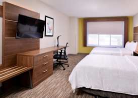 Holiday Inn Express & Suites SELMA by IHG 2