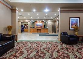 Days Inn & Suites by Wyndham Edmonton Airport 5