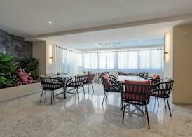 Xemxija Bay Hotel 5