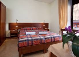 Hotel Lory 5