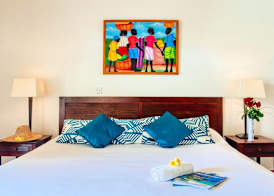 Esmeralda Resort - Orient Bay 4