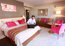 The Originals Boutique, Hôtel Les Strélitzias 5