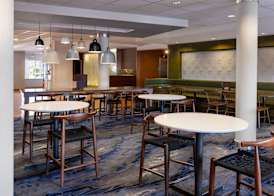 Fairfield Inn & Suites by Marriott Smithfield 5