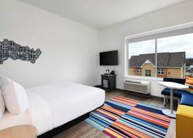Aloft by Marriott Cincinnati West Chester 5