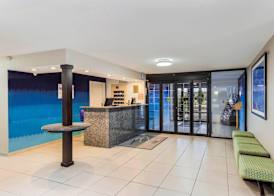 The Blu Hotel Blue Ash Cincinnati, an Ascend Collection Hotel 5