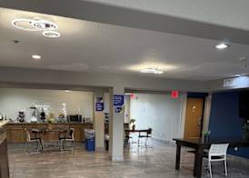 Microtel Inn & Suites by Wyndham Ardmore 2