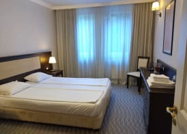 Aparthouse Borovo near Bulgaria Mall, free street parking 5