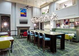 Hampton Inn & Suites Mobile I-65@ Airport Blvd 5