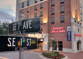 Hampton Inn & Suites Gainesville-Downtown 2