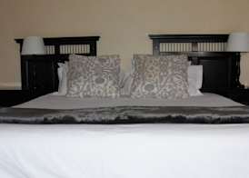 Batter Boys Guest House 5