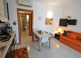 Air-conditioned With a Pool,spa and Fitness Centre 5