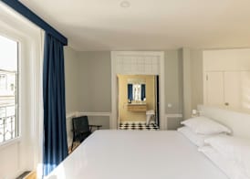 Esqina Apartments 5