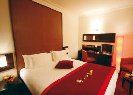 Westside Arc de Triomphe Hotel 5