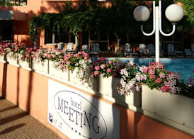 Hotel Meeting 2