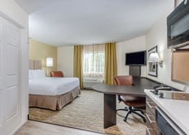 Candlewood Suites SECAUCUS - MEADOWLANDS by IHG 3