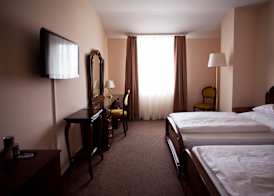 Pannonia Hotel 5
