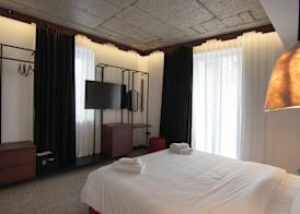 Bazaar Hotel 4