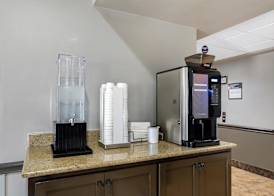 Best Western Plus Georgetown Inn & Suites 3