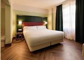 Honest Granada Hotel 2