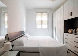 Porta Mascarella Apartment by Wonderful Italy 5