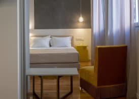 ATHENIAN YARD SUITES 4