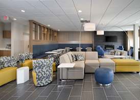 Microtel Inn & Suites by Wyndham Loveland 4