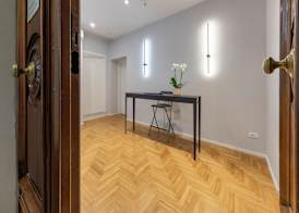 Carrara24 3