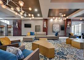 DoubleTree by Hilton Denver International Airport 4