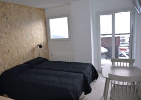 Apartamentos Gorbea Suites 2