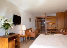 Aparthotel Helvetia 5